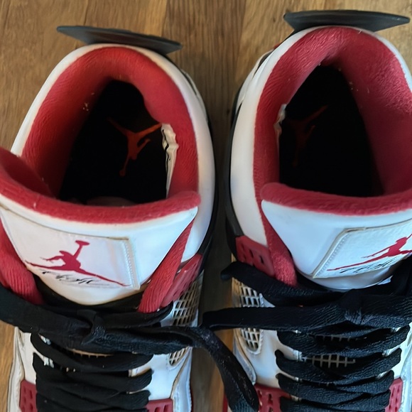 Jordan 4 Fire Red 2012 main image 4